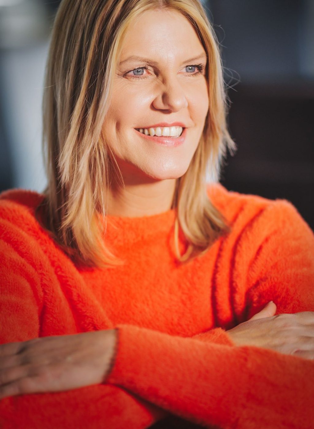 Foto-anke-s-orangener-pullover