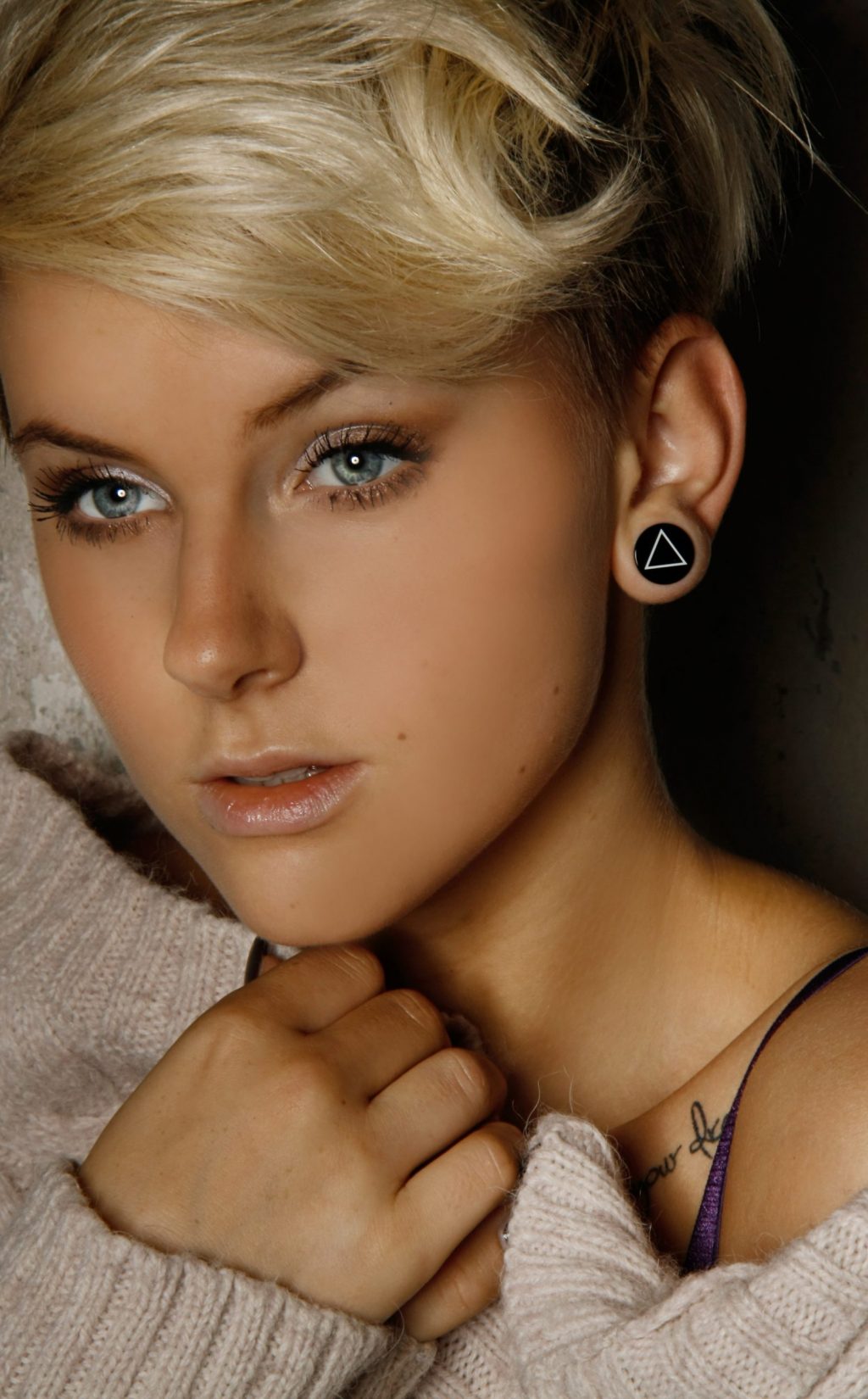 f593dbd00c5a02eeb682af5b0069c5b6138484794570861925